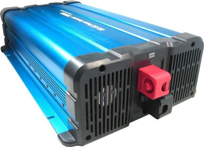 Měnič napětí Solarvertech FS3000 12V/230V 3000W, USB, Solarvertech FS3000, čistá sinusovka, D.O. bezdrátové
