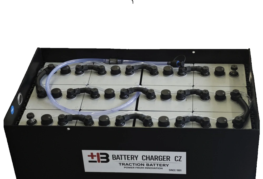 Trakční baterie BCH Battery 24V 8PzS1000 s Aquamatic systémem, 827 x 486 x 612(627) mm DIN A